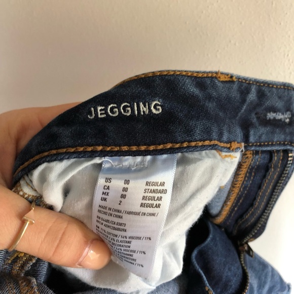 RIPPED AMERICAN EAGLE JEANS - Picture 2 of 3